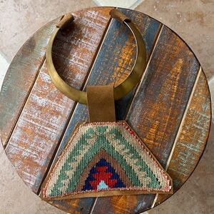 Orijinal Designs Kilim pendant with brass necklace